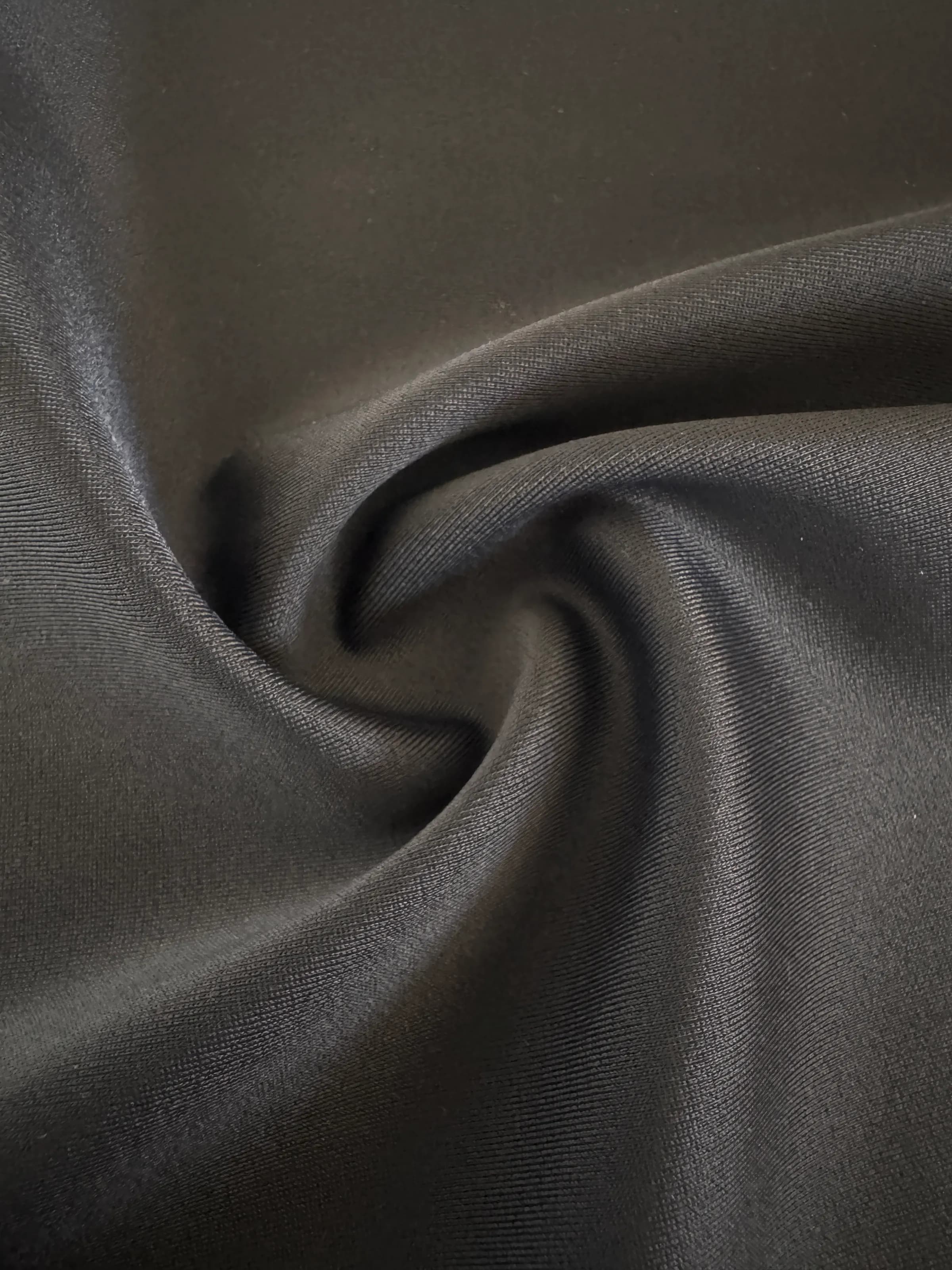 Nylon-spandex matte fabric
